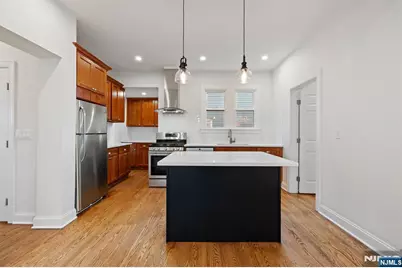 172 Boiling Springs Avenue, East Rutherford, NJ 07073 - Photo 10