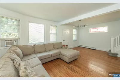 225 Elm Avenue, Bogota, NJ 07603 - Photo 6