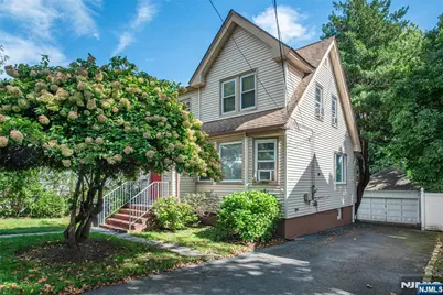 225 Elm Avenue, Bogota, NJ 07603 - Photo 18