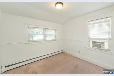 225 Elm Avenue, Bogota, NJ 07603 - Photo 12