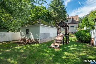 225 Elm Ave, Bogota, NJ 07603 - Photo 22