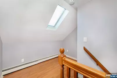 175 Hillside Avenue, Bergenfield, NJ 07621 - Photo 12