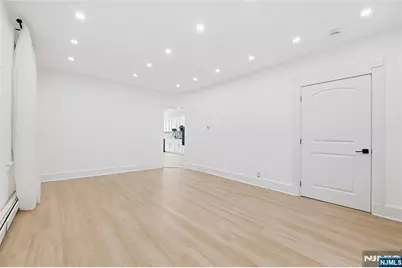 813 20th Street, Union City, NJ 07087 - Photo 4