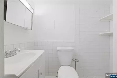 813 20th Street, Union City, NJ 07087 - Photo 34