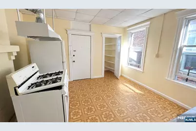 760 Harrison Avenue 6 #6, Harrison, NJ 07029 - Photo 8