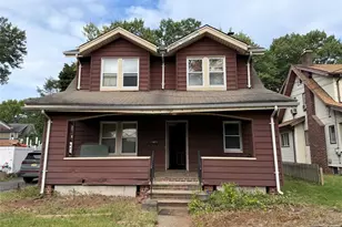 302 Roosevelt Square, Englewood, NJ 07631 - Photo 1