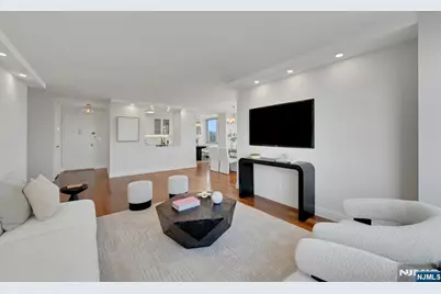 1600 Parker Avenue 15C #15C, Fort Lee, NJ 07024 - Photo 14