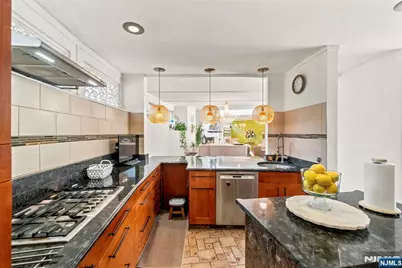 387 Spring Valley Road, Paramus, NJ 07652 - Photo 16