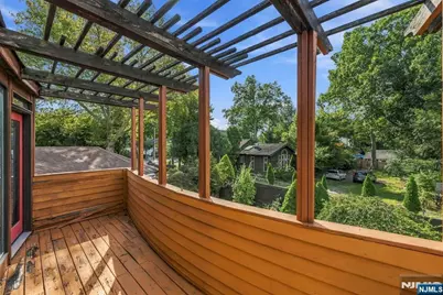 387 Spring Valley Road, Paramus, NJ 07652 - Photo 40