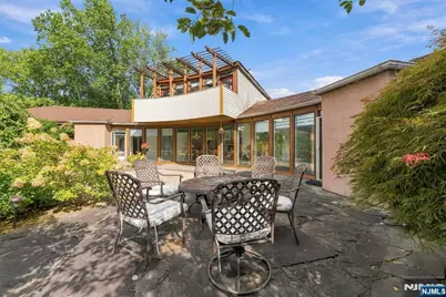 387 Spring Valley Road, Paramus, NJ 07652 - Photo 46