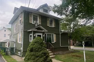 883 Ray Ave, Ridgefield, NJ 07657 - Photo 1