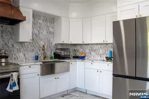 883 Ray Ave, Ridgefield, NJ 07657 - Photo 8