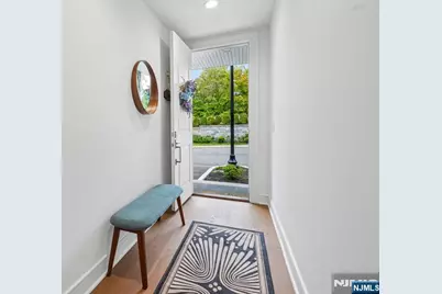 110 Mason Court 5A #5A, Haworth, NJ 07641 - Photo 4