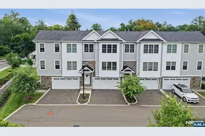 110 Mason Court 5A #5A, Haworth, NJ 07641 - Photo 2