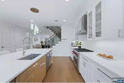 110 Mason Court 5A #5A, Haworth, NJ 07641 - Photo 18