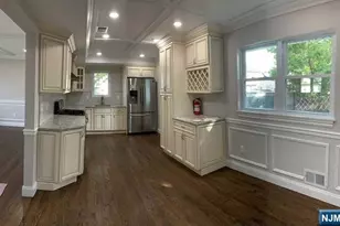 10 White Oak Dr, Lodi, NJ 07644 - Photo 2