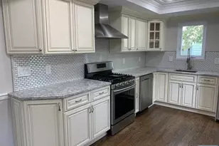 10 White Oak Dr, Lodi, NJ 07644 - Photo 4