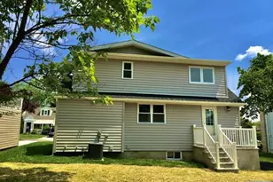 10 White Oak Dr, Lodi, NJ 07644 - Photo 18