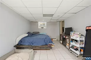 517 Monastery Pl, Union City, NJ 07087 - Photo 32