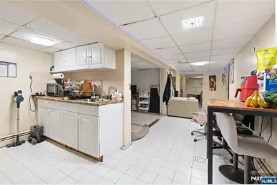 517 Monastery Place, Union City, NJ 07087 - Photo 34