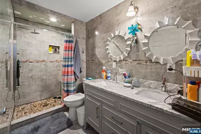 39-41 Richmond Avenue, Paterson, NJ 07502 - Photo 14
