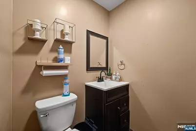 39-41 Richmond Avenue, Paterson, NJ 07502 - Photo 18