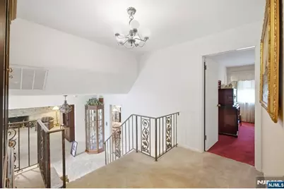 1111 Cumbermeade Road, Fort Lee, NJ 07024 - Photo 16