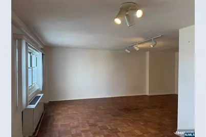 280 Prospect Avenue 5N #5N, Hackensack, NJ 07601 - Photo 8