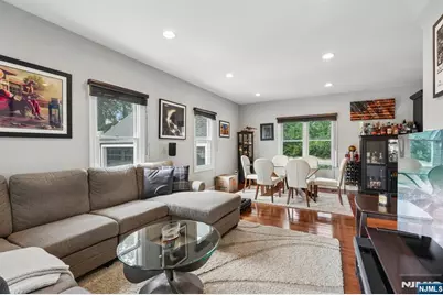 1062 Evergreen Court, New Milford, NJ 07646 - Photo 8