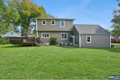 1062 Evergreen Court, New Milford, NJ 07646 - Photo 44