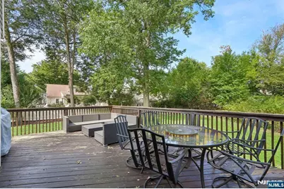 1062 Evergreen Court, New Milford, NJ 07646 - Photo 46