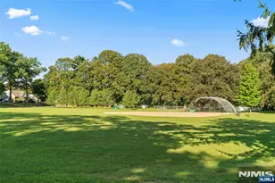 257 Hamilton Rd, Teaneck Township, NJ 07666 - Photo 30