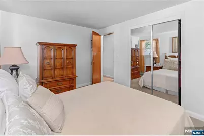 257 Hamilton Road, Teaneck Township, NJ 07666 - Photo 14