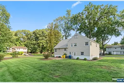 257 Hamilton Road, Teaneck Township, NJ 07666 - Photo 4