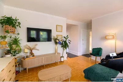 35 E Pierrepont Avenue, Rutherford, NJ 07070 - Photo 18