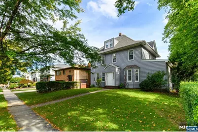 35 E Pierrepont Avenue, Rutherford, NJ 07070 - Photo 2