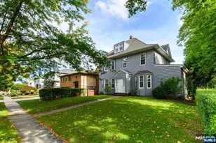 35 E Pierrepont Ave, Rutherford, NJ 07070 - Photo 2