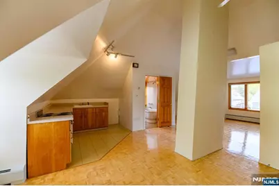 35 E Pierrepont Avenue, Rutherford, NJ 07070 - Photo 26