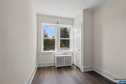 60-62 Elmwood Avenue, Montclair, NJ 07042 - Photo 16