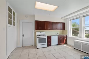 60-62 Elmwood Ave, Montclair, NJ 07042 - Photo 6