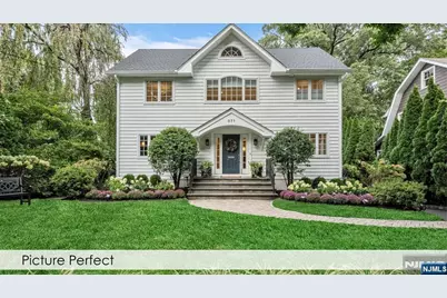 371 Fairmount Road, Ridgewood, NJ 07450 - Photo 2