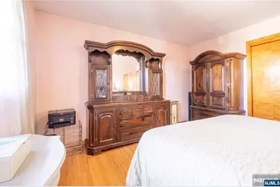34 Cottage Place, Garfield, NJ 07026 - Photo 10