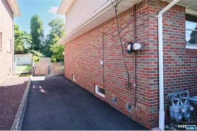 34 Cottage Place, Garfield, NJ 07026 - Photo 26