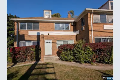 1599 Bergen Boulevard 9 #9, Leonia, NJ 07605 - Photo 2