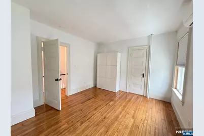 20 Valley Place, Edgewater, NJ 07020 - Photo 24