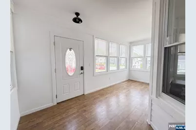 20 Valley Place, Edgewater, NJ 07020 - Photo 4