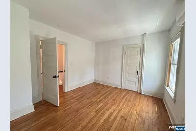 20 Valley Place, Edgewater, NJ 07020 - Photo 28