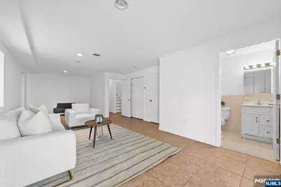 433 1st Street B #B, Palisades Park, NJ 07650 - Photo 32