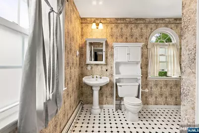 32 Stanley Avenue, Nutley, NJ 07110 - Photo 28