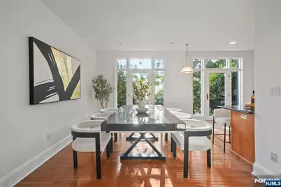 105 Hudson Cove, Edgewater, NJ 07020 - Photo 8